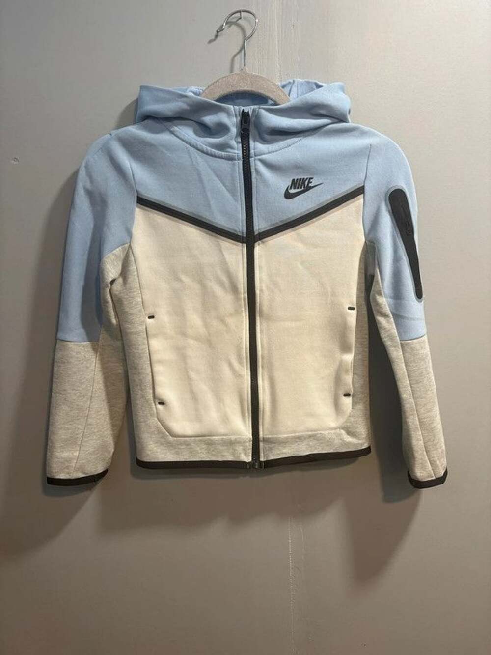 Nike tech